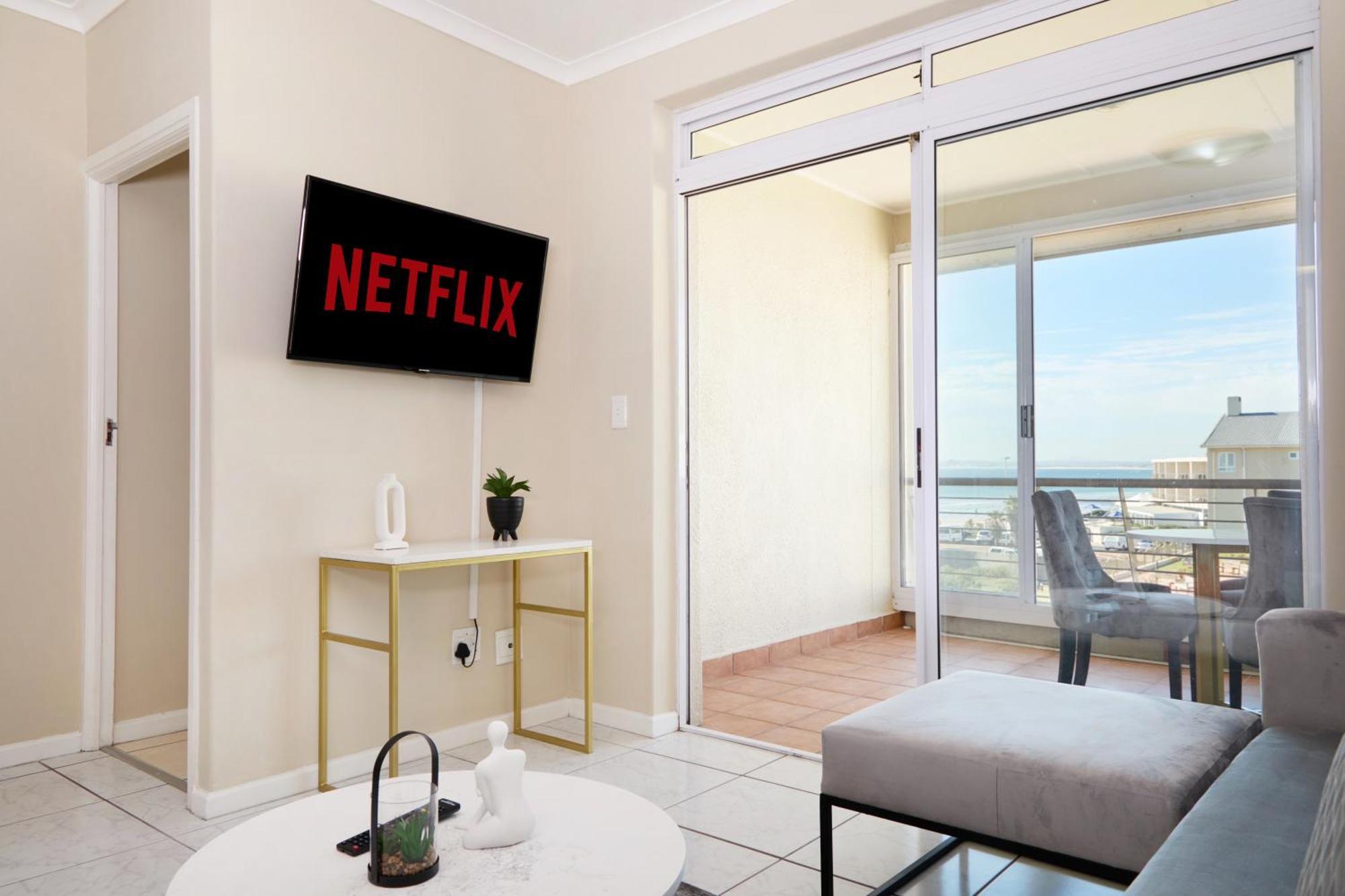 Neptune Isle Apartment